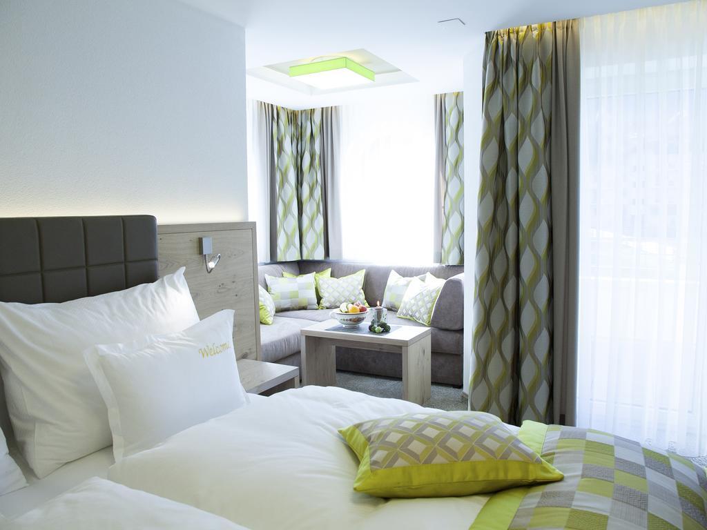 אישגל Hotel Neder מראה חיצוני תמונה