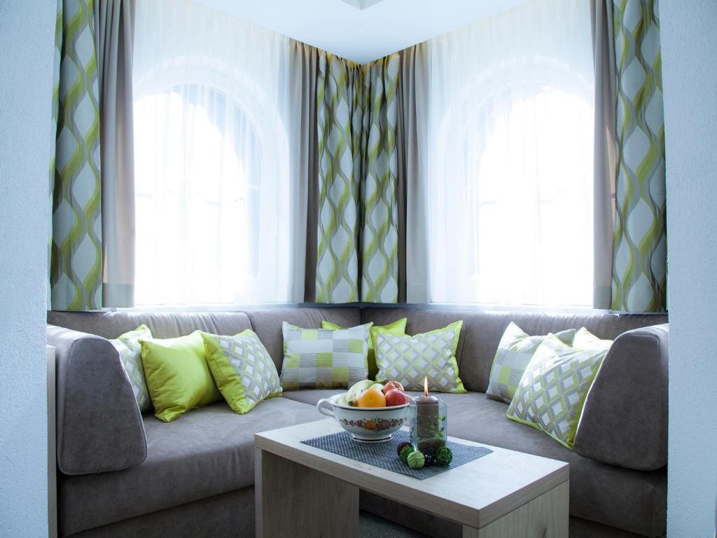 אישגל Hotel Neder מראה חיצוני תמונה