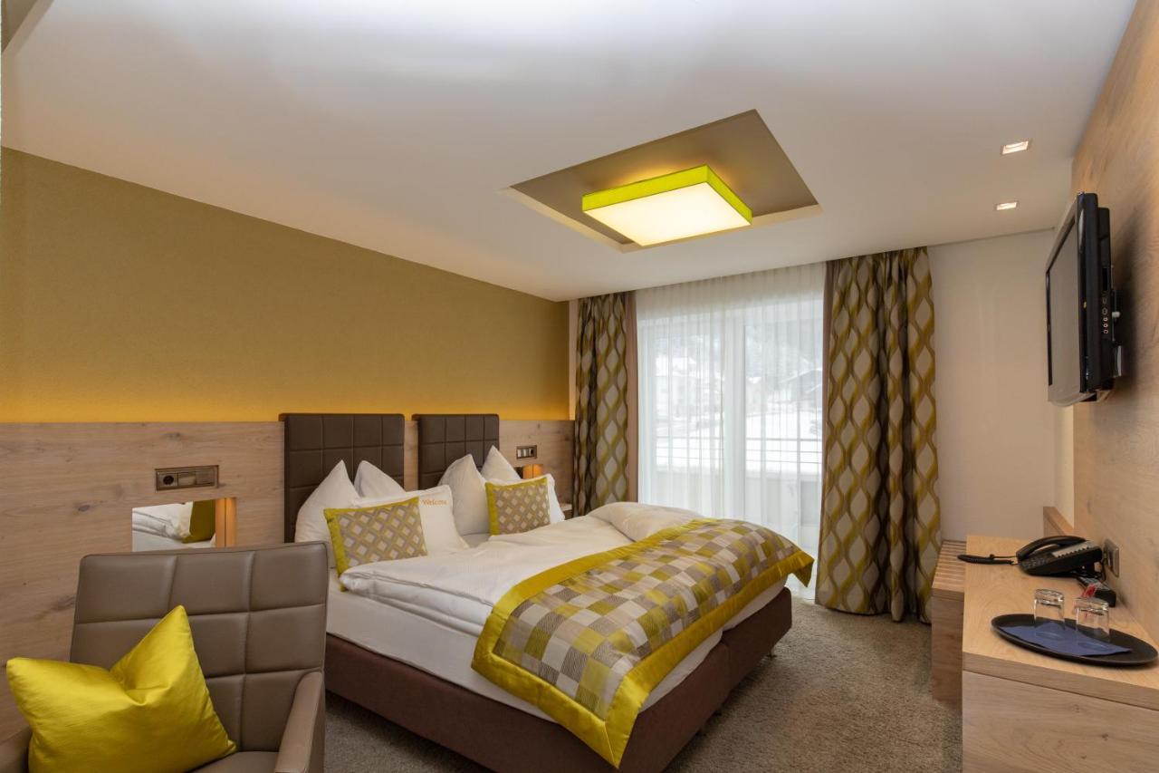 אישגל Hotel Neder מראה חיצוני תמונה